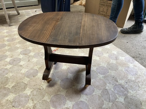 Tavolino ovale allungabile - , su